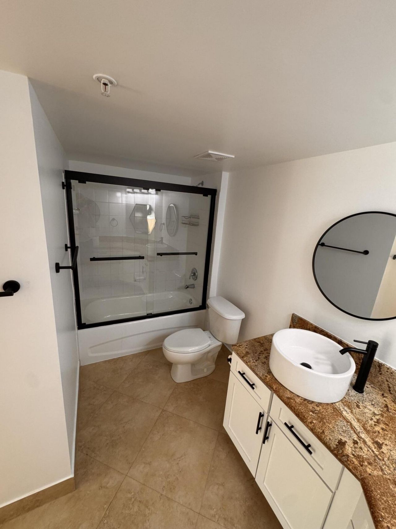 1000 Scotia Drive, Unit 302, Hypoluxo, FL 33462 Photo