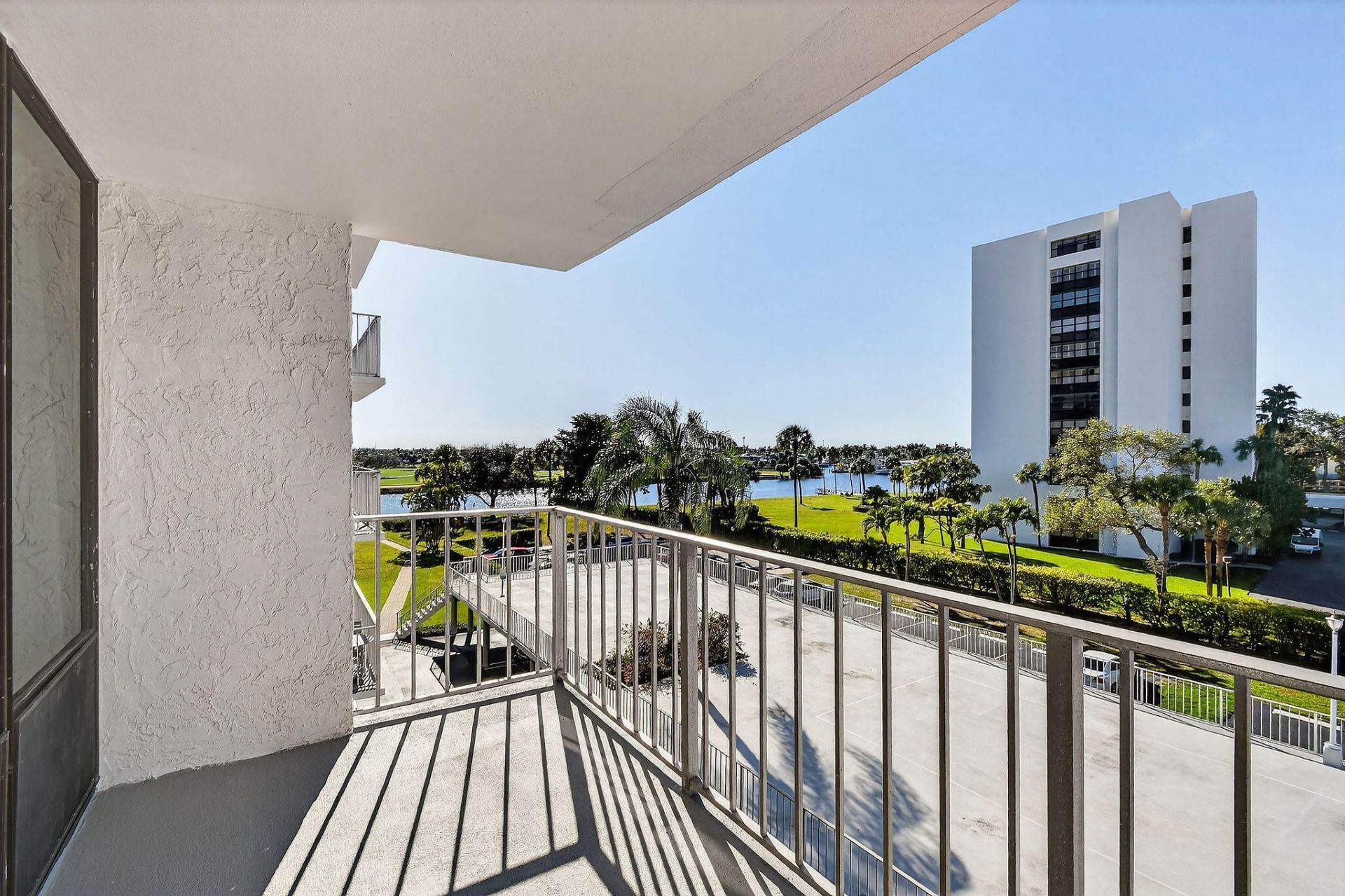 336 Golfview Road, Unit 408, North Palm Beach, FL 33408 Photo