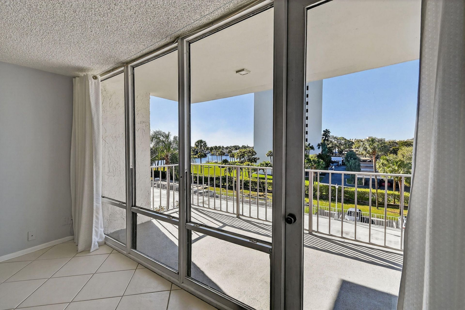 336 Golfview Road, Unit 408, North Palm Beach, FL 33408 Photo