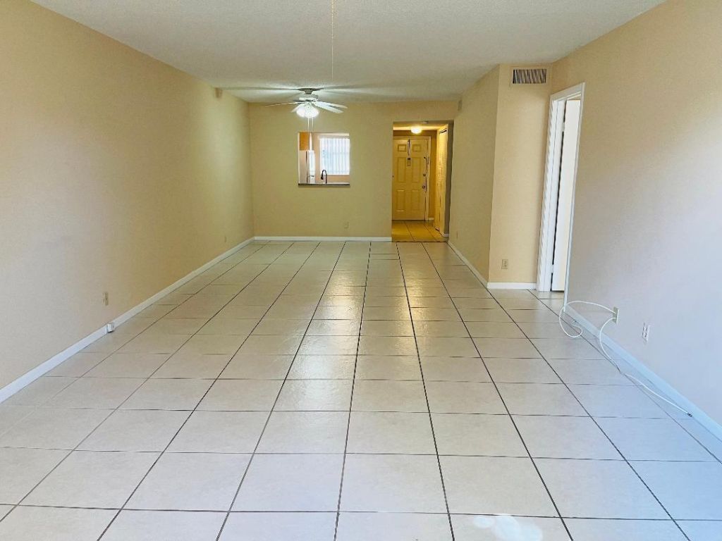 2885 SW 22nd Avenue, Unit 106, Delray Beach, FL 33445 Photo