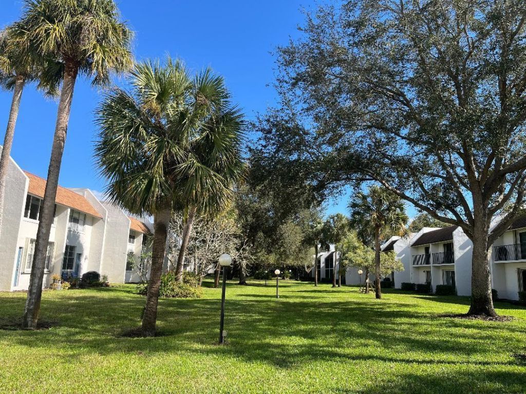 2885 SW 22nd Avenue, Unit 106, Delray Beach, FL 33445 Photo