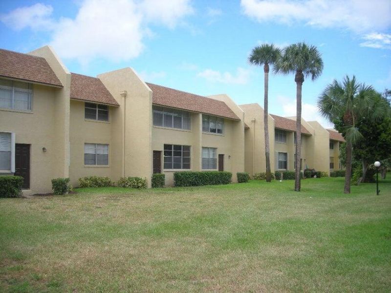 2885 SW 22nd Avenue, Unit 106, Delray Beach, FL 33445 Photo