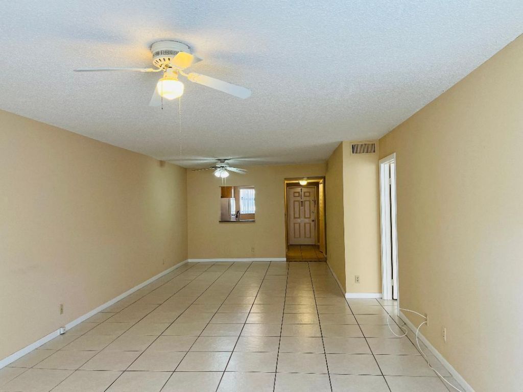 2885 SW 22nd Avenue, Unit 106, Delray Beach, FL 33445 Photo