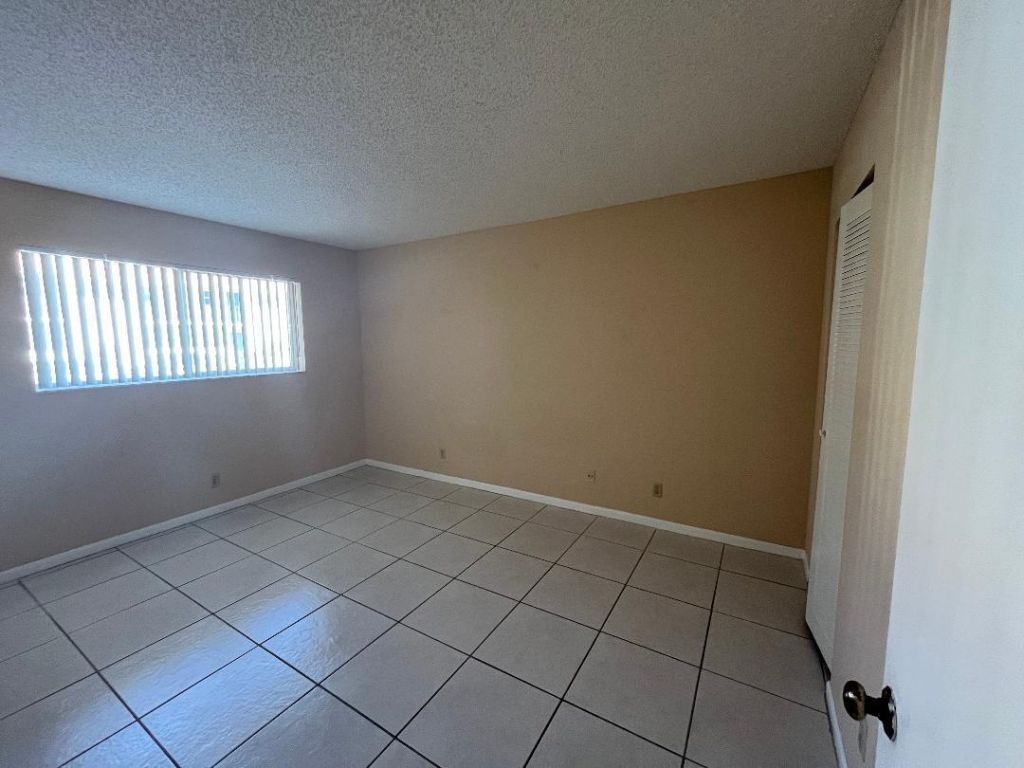 2885 SW 22nd Avenue, Unit 106, Delray Beach, FL 33445 Photo