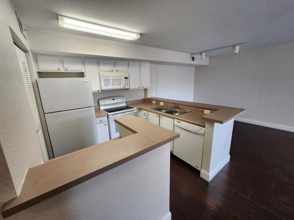 161 SW Palm Drive, Unit 205, Port Saint Lucie, FL 34986 Photo