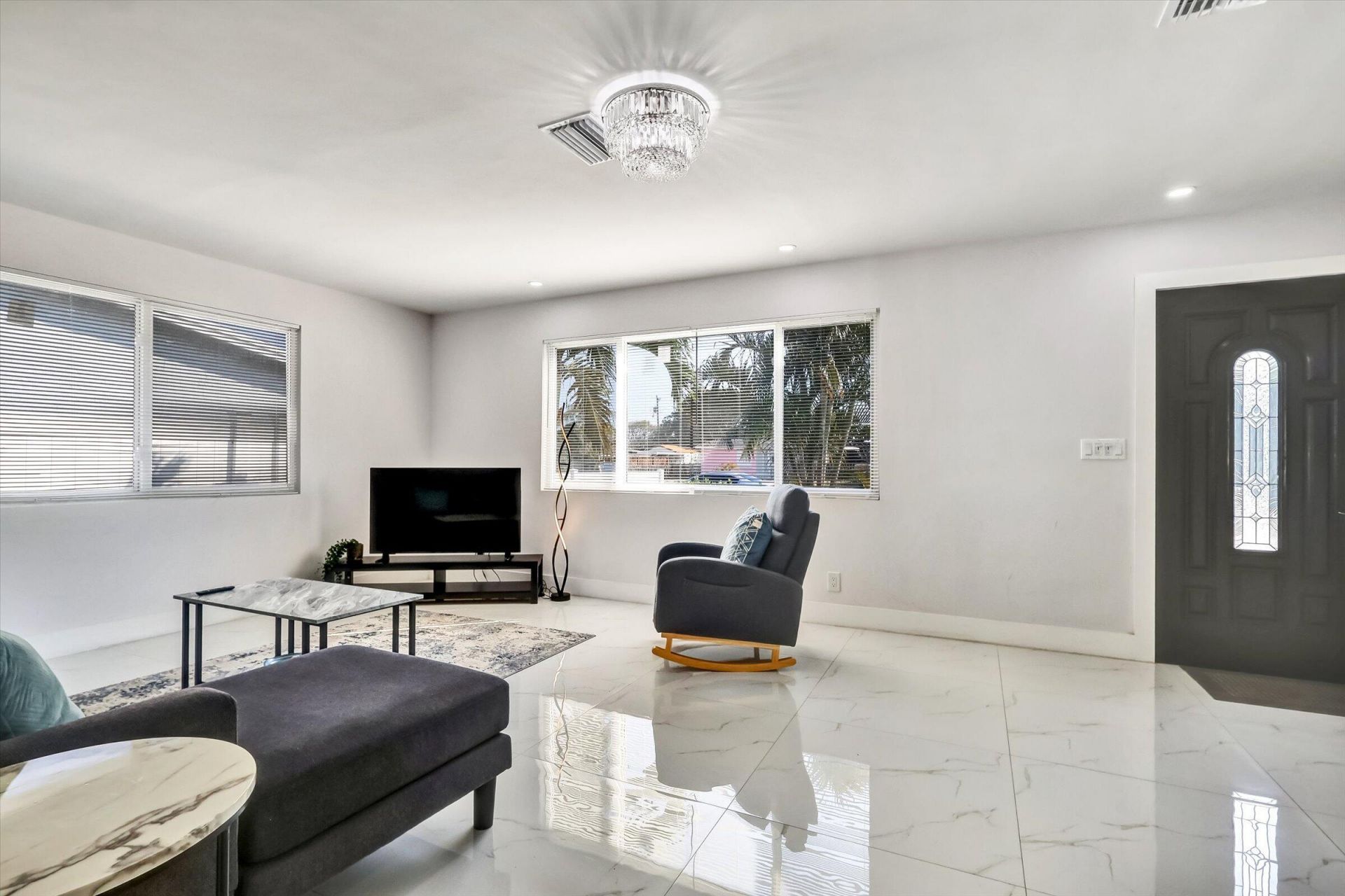 255 Glouchester Street, Boca Raton, FL 33487 Photo