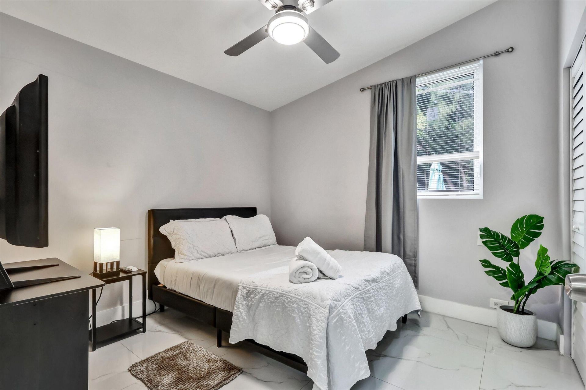 255 Glouchester Street, Boca Raton, FL 33487 Photo