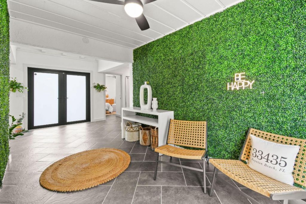 630 NE 15th Place, Boynton Beach, FL 33435 Photo