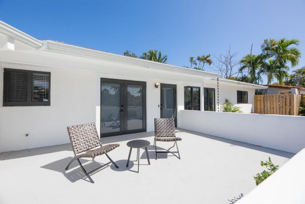 3000 NE 21st Terrace Ne, Fort Lauderdale, FL 33306 Photo