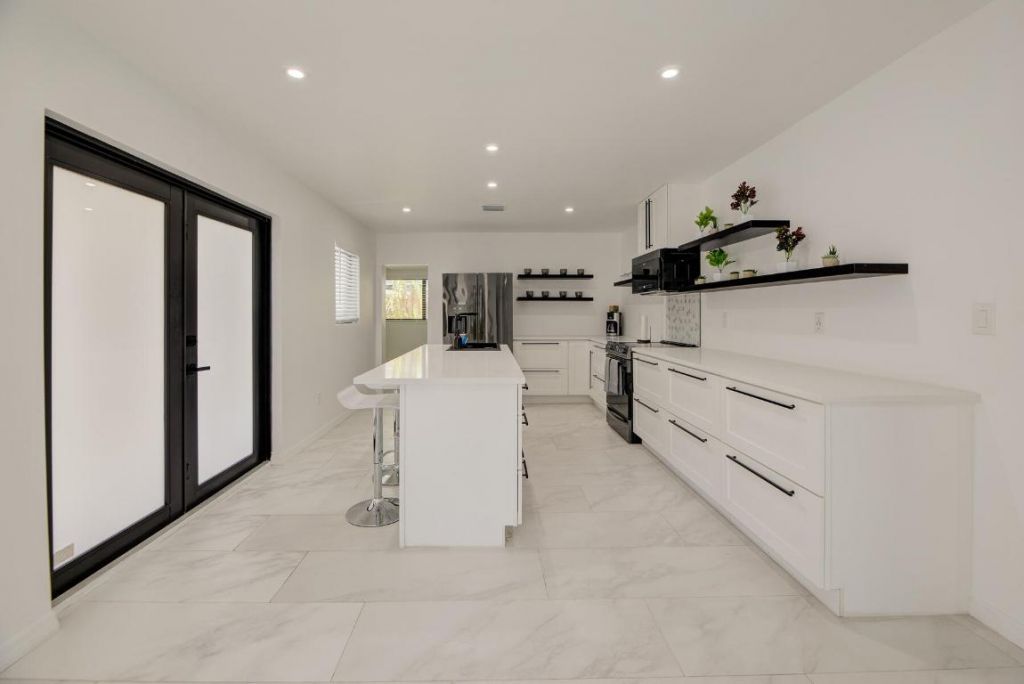 3000 NE 21st Terrace Ne, Fort Lauderdale, FL 33306 Photo