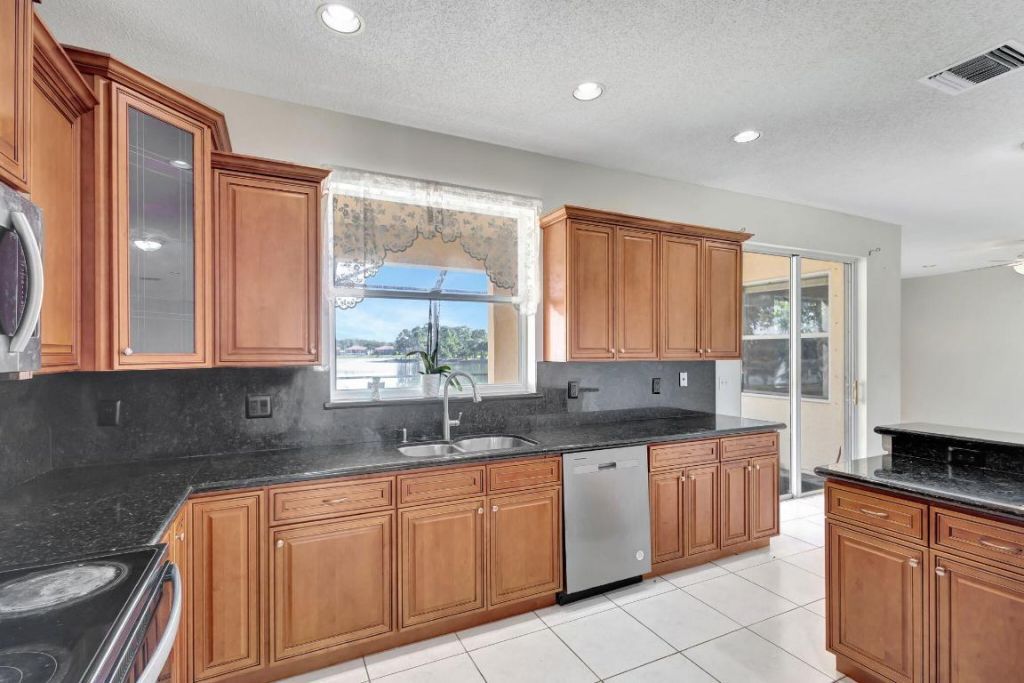 2716 San Andros, West Palm Beach, FL 33411 Photo