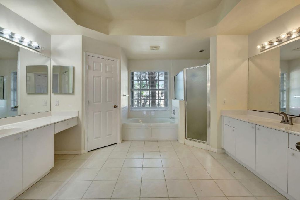 2716 San Andros, West Palm Beach, FL 33411 Photo