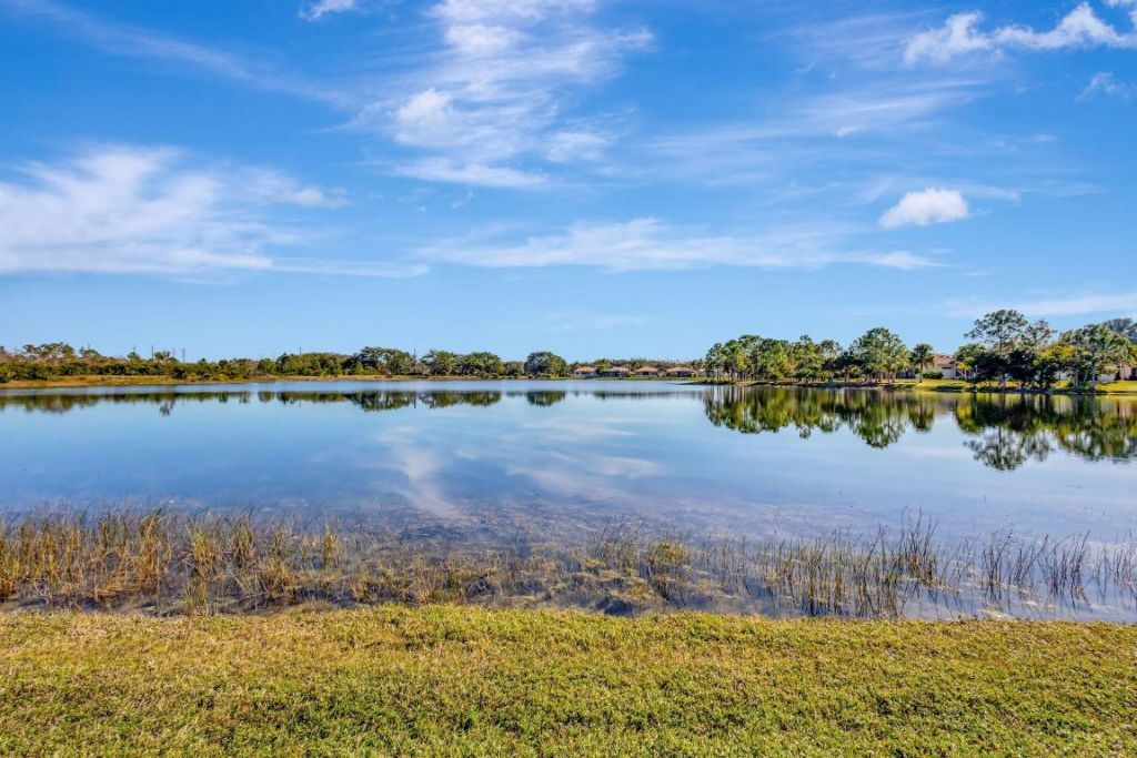 2716 San Andros, West Palm Beach, FL 33411 Photo