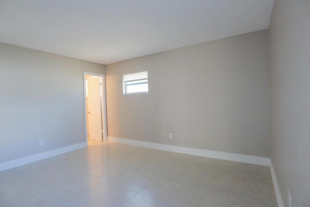 1285 SE Port St Lucie Boulevard, Port Saint Lucie, FL 34952 Photo