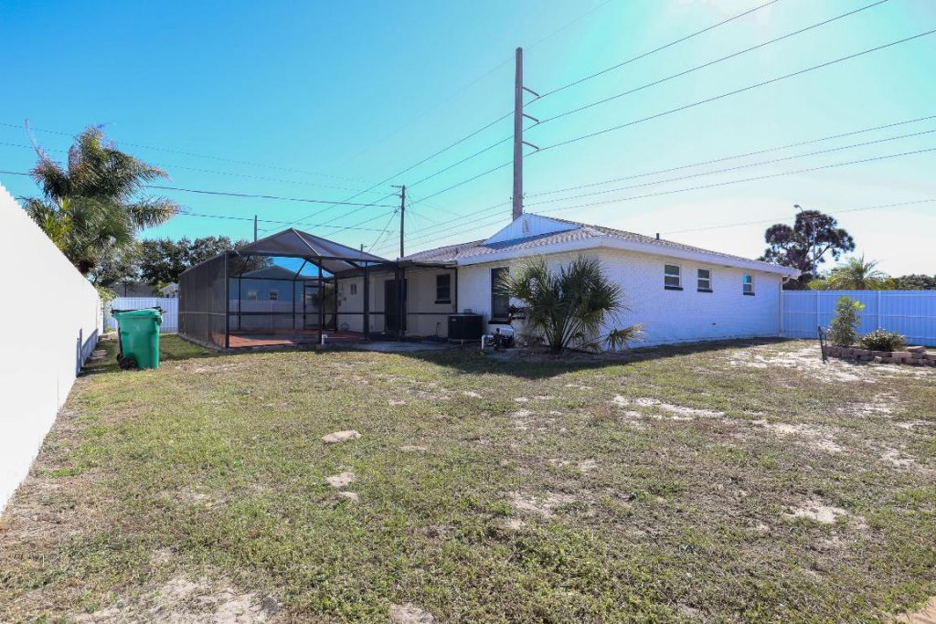1285 SE Port St Lucie Boulevard, Port Saint Lucie, FL 34952 Photo