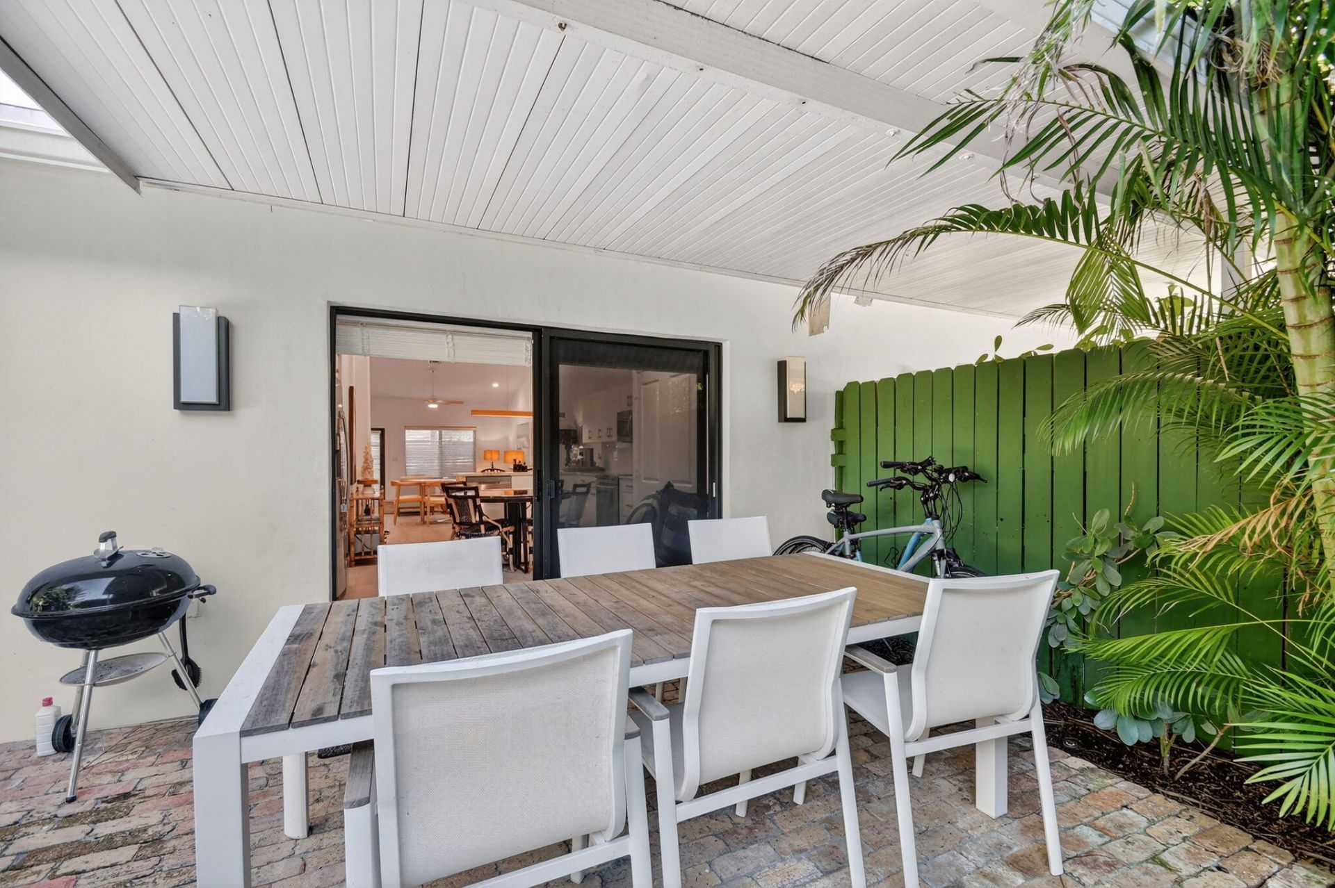 2904 Spanish Trail, Delray Beach, FL 33483 Photo