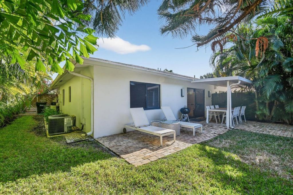 2904 Spanish Trail, Delray Beach, FL 33483 Photo