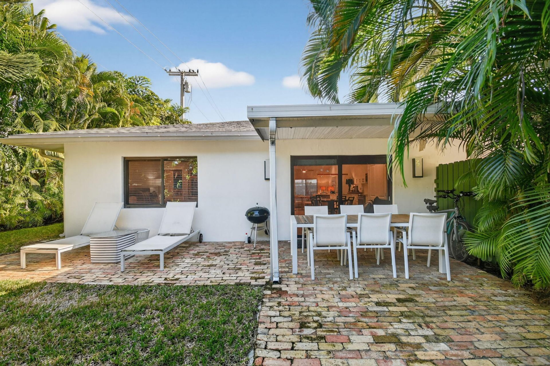 2904 Spanish Trail, Delray Beach, FL 33483 Photo