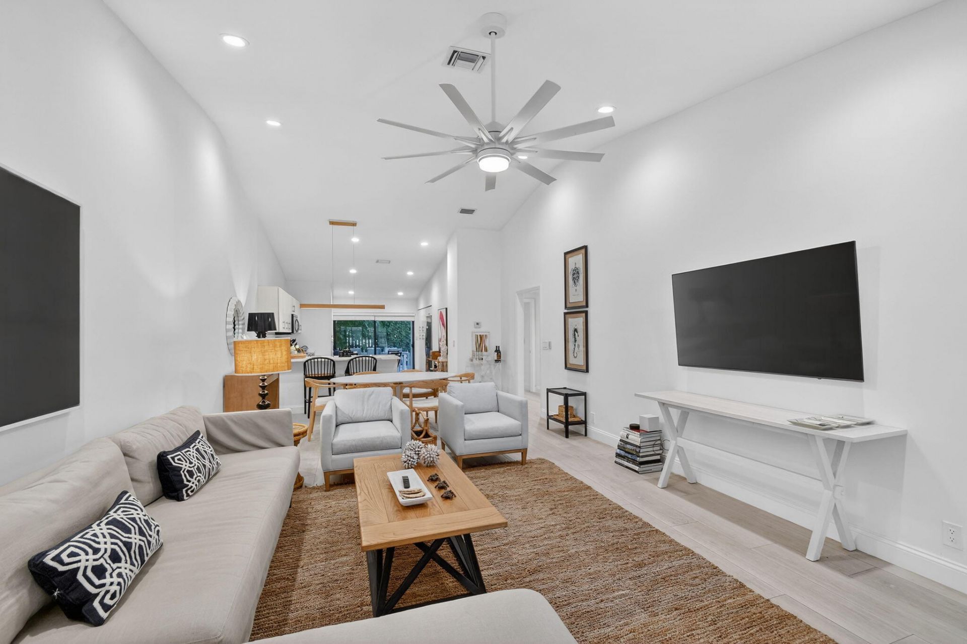 2904 Spanish Trail, Delray Beach, FL 33483 Photo