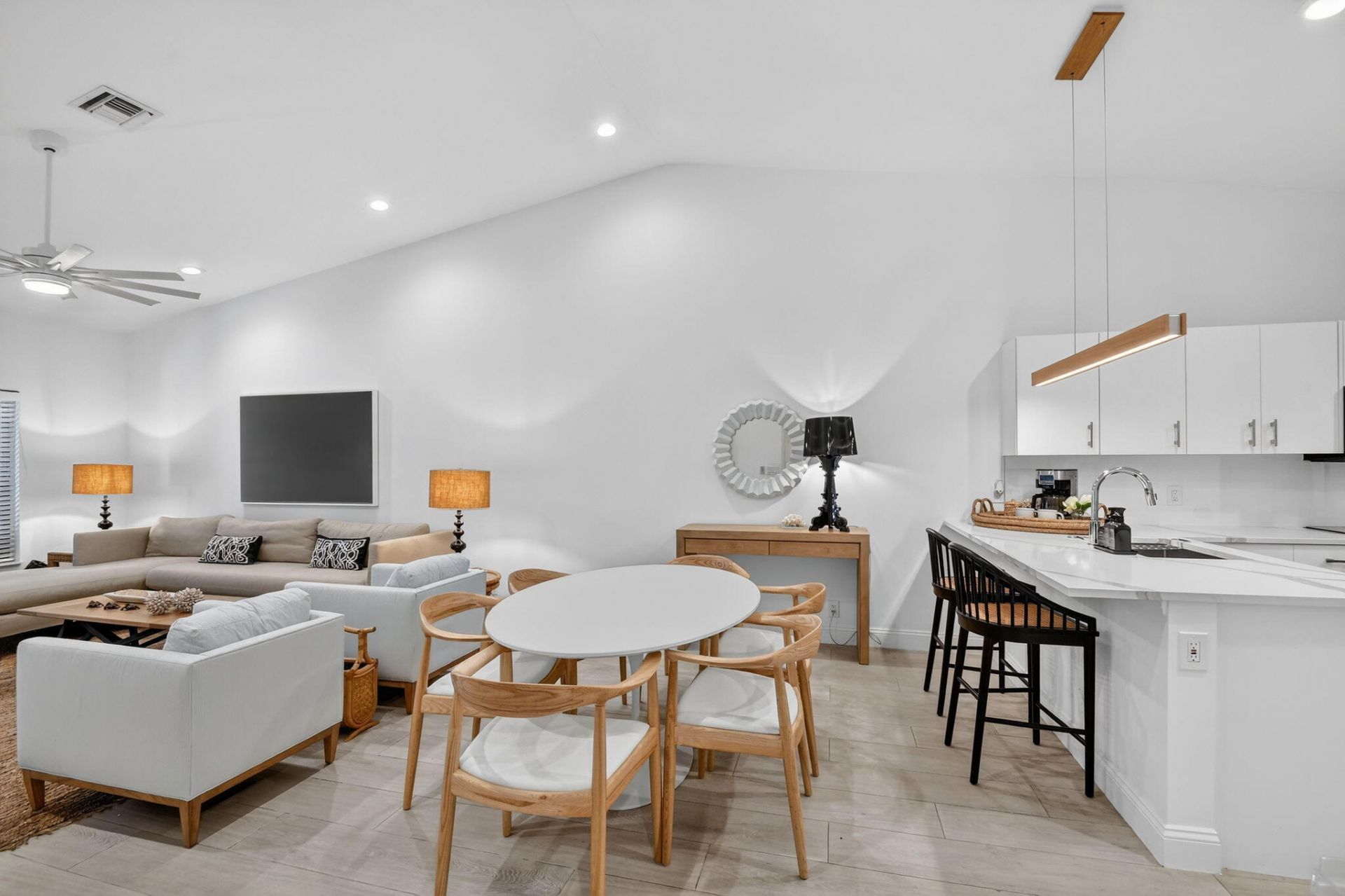 2904 Spanish Trail, Delray Beach, FL 33483 Photo