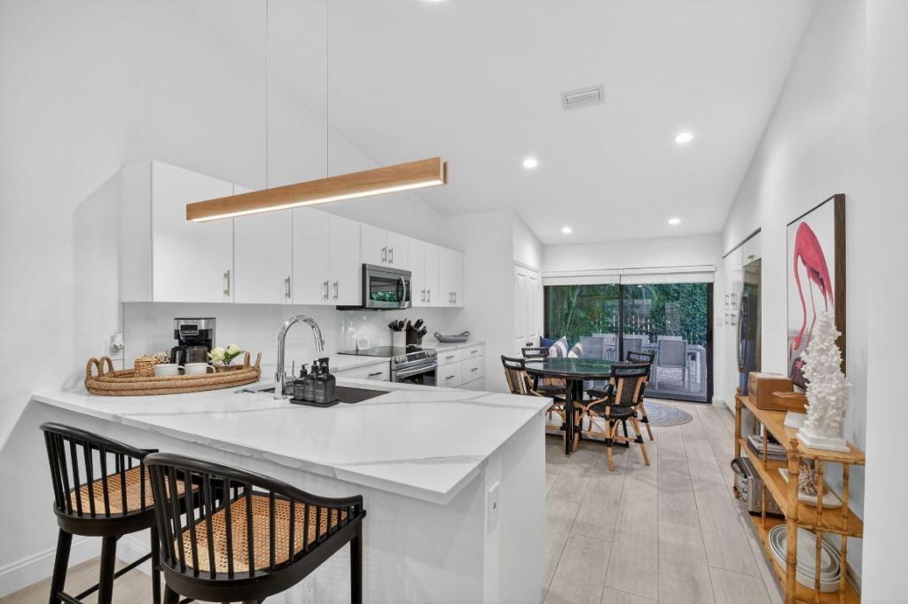 2904 Spanish Trail, Delray Beach, FL 33483 Photo