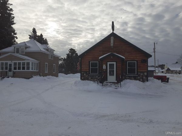 805 & 807 Eli Avenue, Bessemer, MI 49911