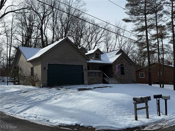 2262 Leonard Street, Ravenna, OH 44266