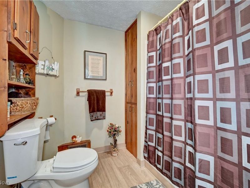 2407 Fletcher Avenue NE, Canton, OH 44705 Photo 16