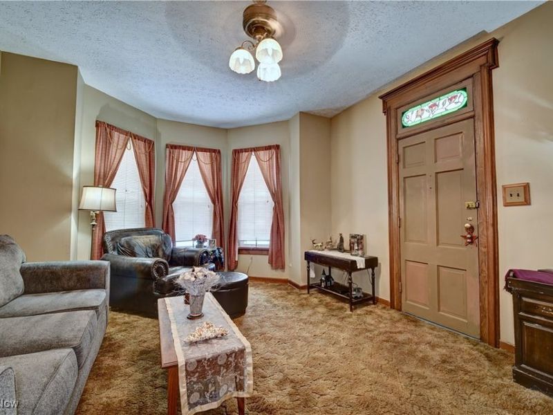 2407 Fletcher Avenue NE, Canton, OH 44705 Photo 8