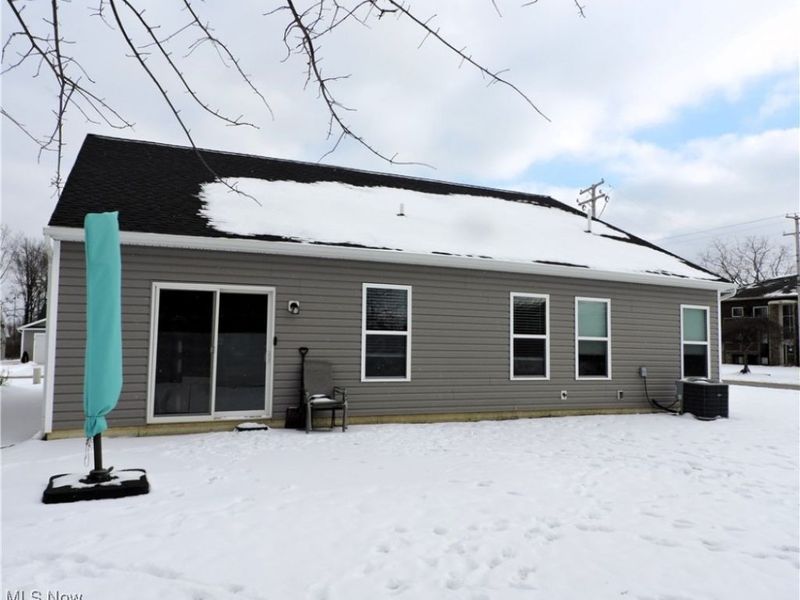 101 W Spring Drive, Elyria, OH 44035 Photo 13