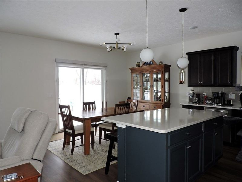 101 W Spring Drive, Elyria, OH 44035 Photo 3