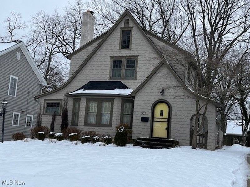 307 Kenilworth Drive, Akron, OH 44313 Photo 27