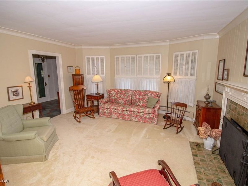 307 Kenilworth Drive, Akron, OH 44313 Photo 5