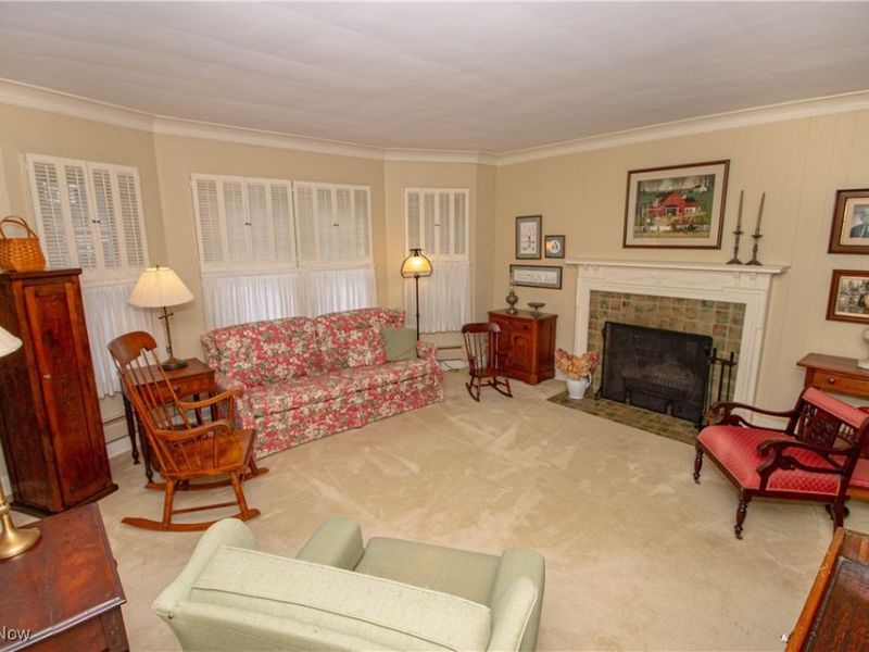 307 Kenilworth Drive, Akron, OH 44313 Photo 6