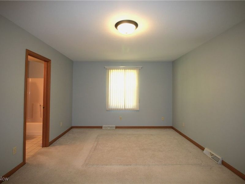 6695 Clingan Road, Unit 4, Poland, OH 44514 Photo 20