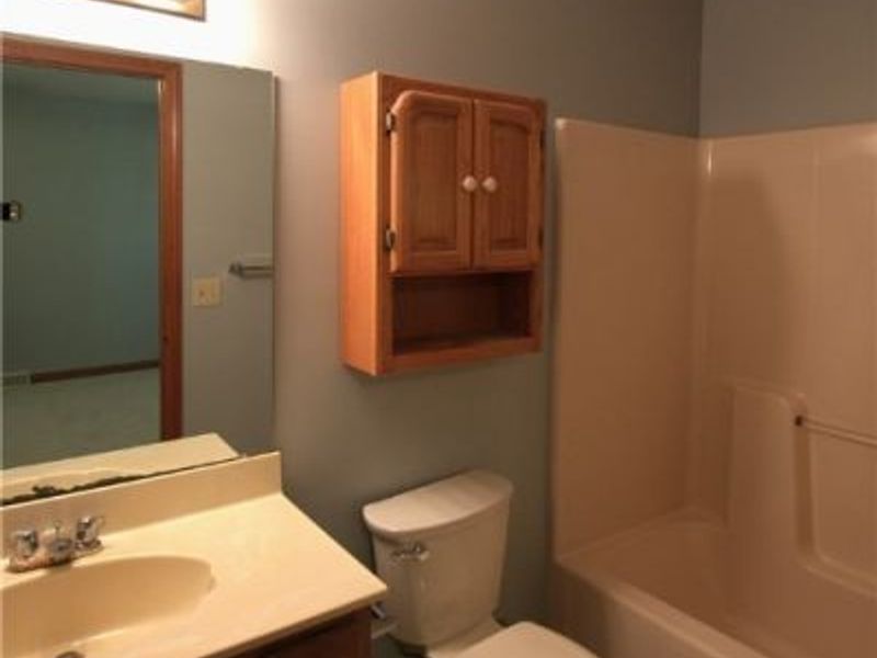 6695 Clingan Road, Unit 4, Poland, OH 44514 Photo 23