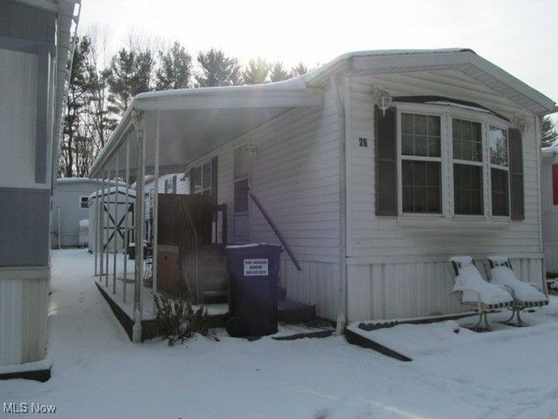 9735 Chillicothe Road, Unit 26, Kirtland, OH 44094 Photo 2