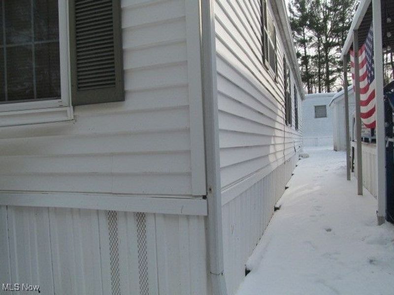 9735 Chillicothe Road, Unit 26, Kirtland, OH 44094 Photo 3