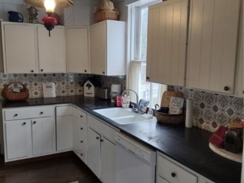 1663 Main Street, Peninsula, OH 44264 Photo 4