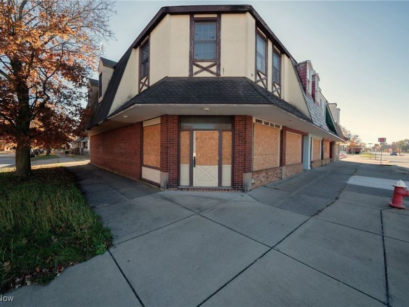 500 Middle Avenue, Elyria, OH 44035 Photo 2