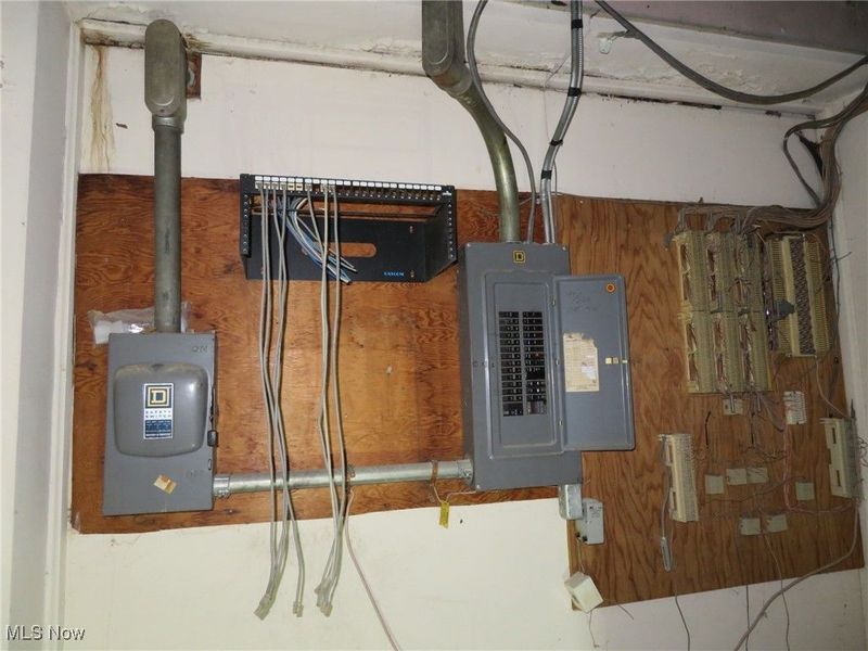 500 Middle Avenue, Elyria, OH 44035 Photo 44