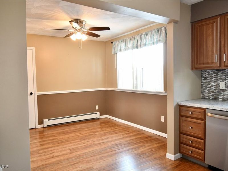 876 Pearson Circle, Unit 2, Boardman, OH 44512 Photo 12