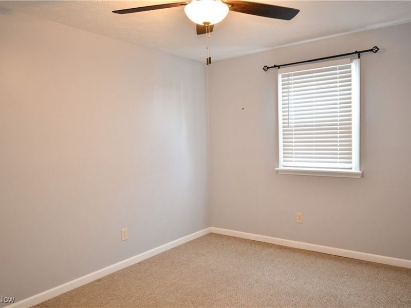 876 Pearson Circle, Unit 2, Boardman, OH 44512 Photo 23