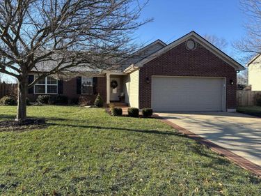 131 Carriage Lane, Midway, KY 40347