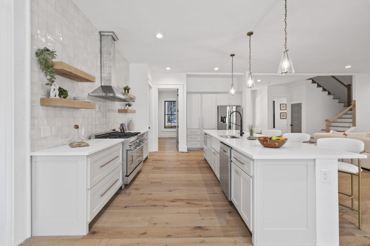 1451 Ravens Bluff Road Photo 14