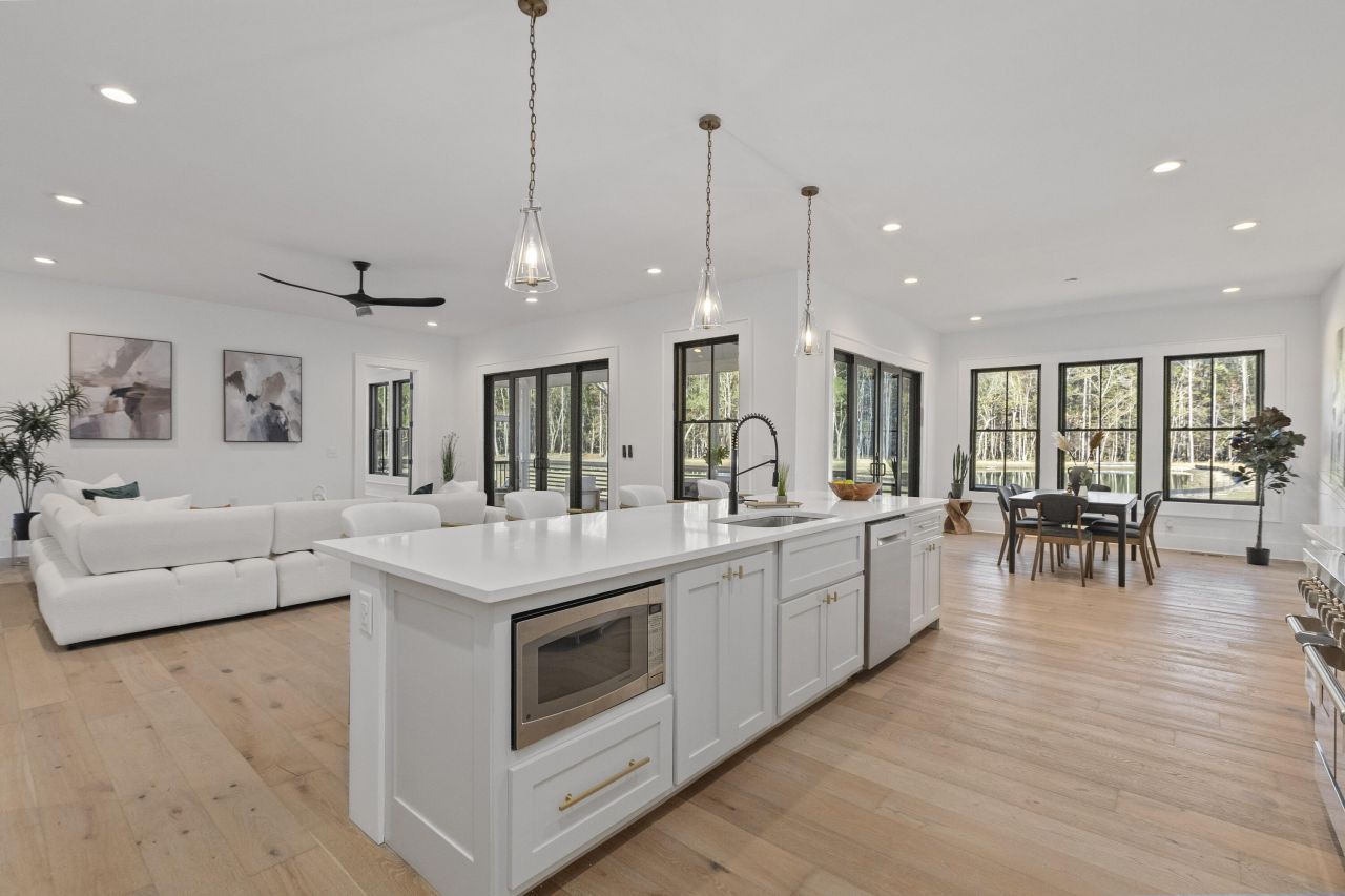 1451 Ravens Bluff Road Photo 18