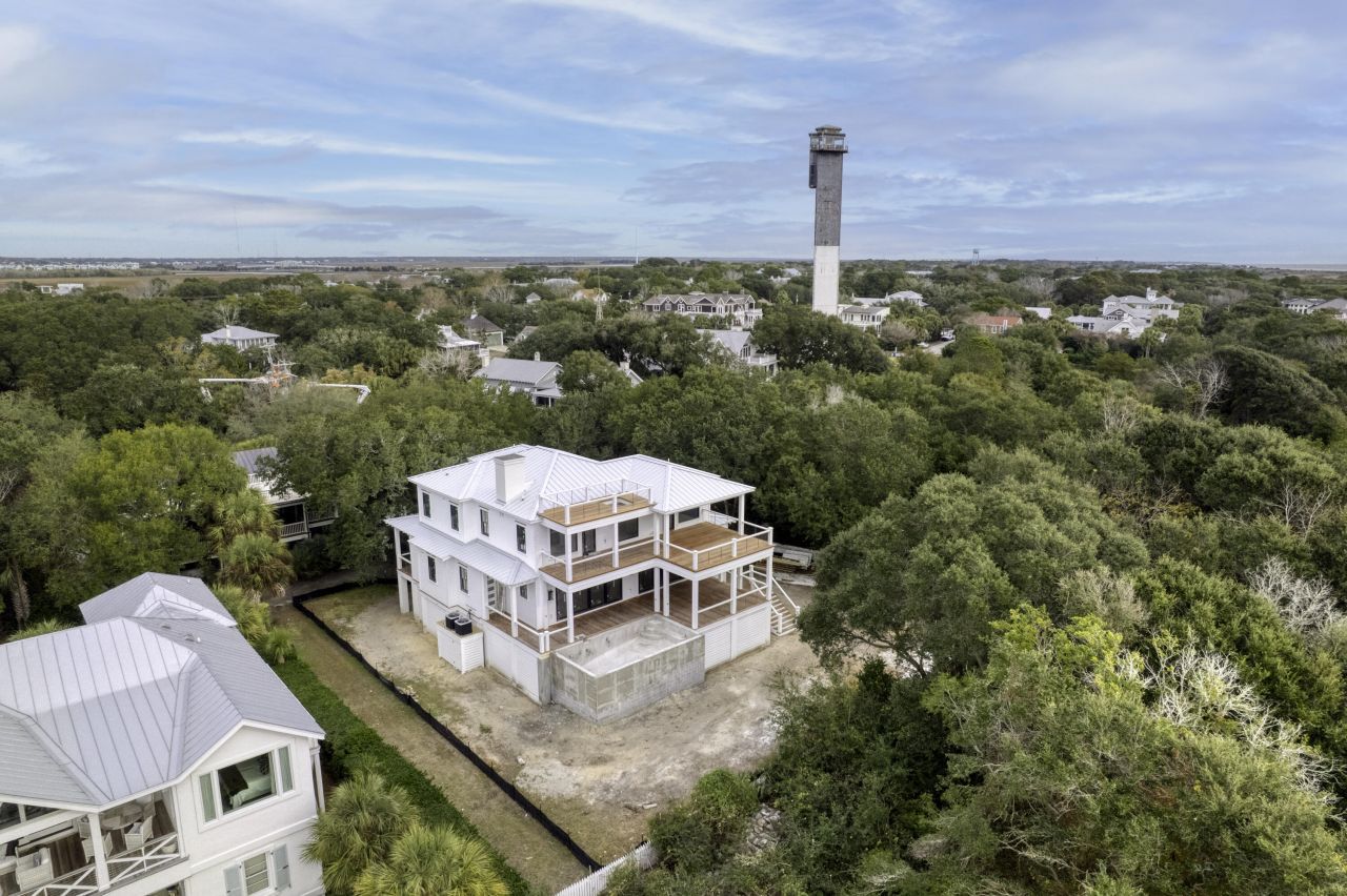 189 Station 18th Street Photo 13