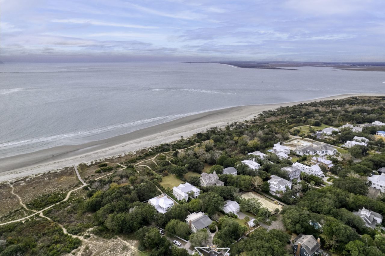 189 Station 18th Street Photo 23