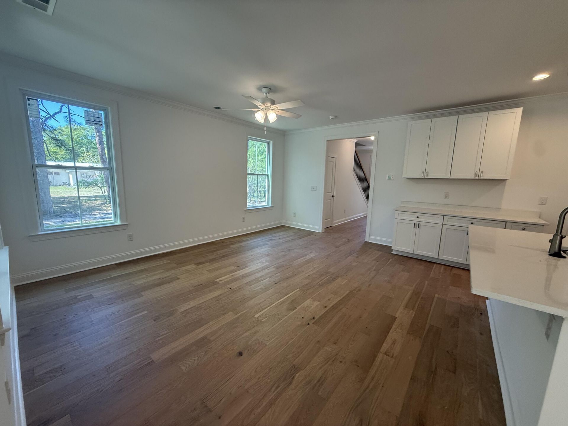 254 W Smith Street Photo 10