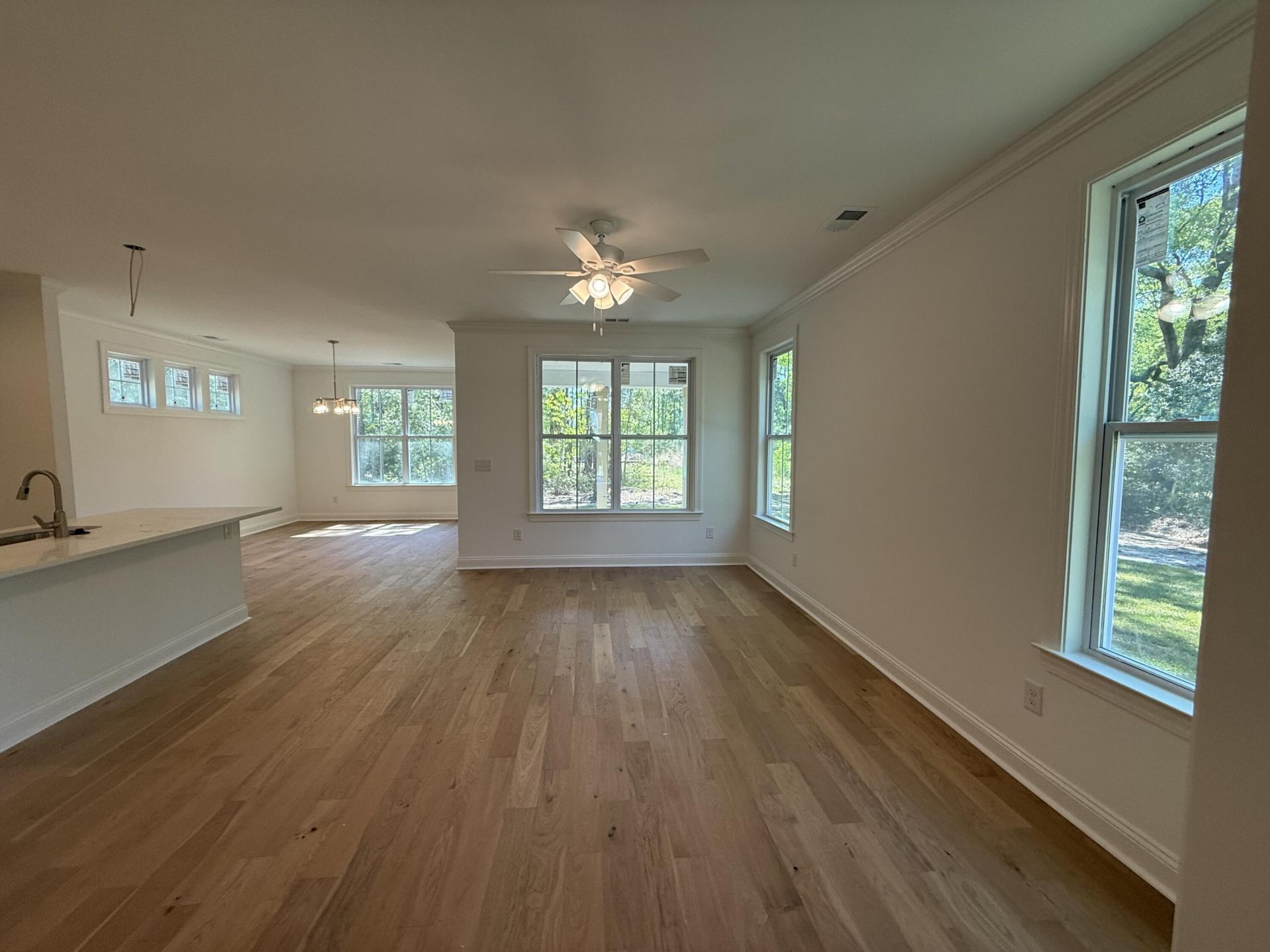 254 W Smith Street Photo 12